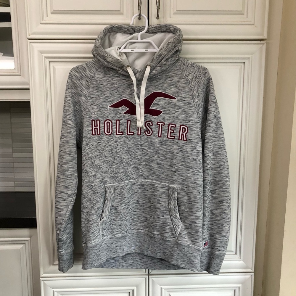 Hollister women’s pullover hoodie